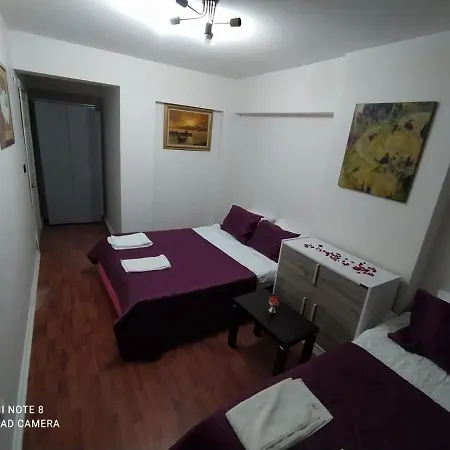 Uskudar Halk Caddesi Apartment